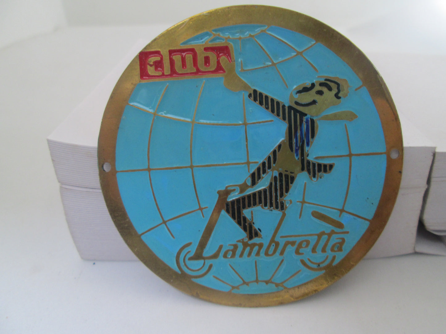 Lambretta club legg shleld badge
