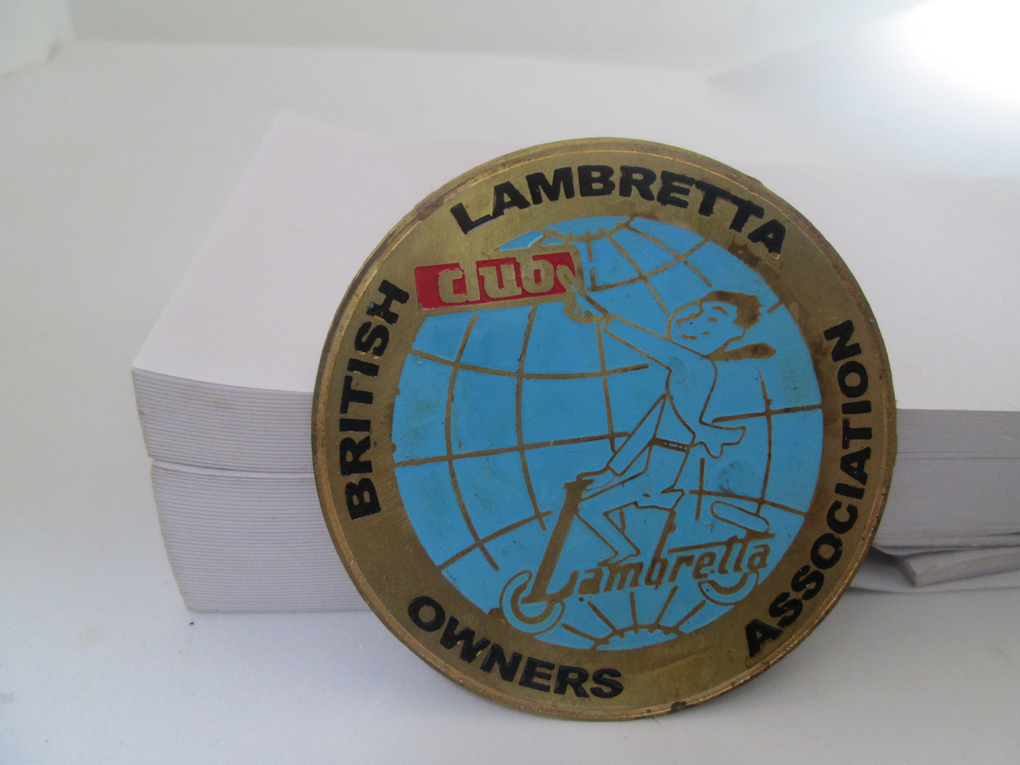 Lambretta club legg shield badge